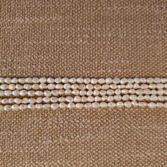 Freshwater Pearl Necklace - Picture 3 of 3